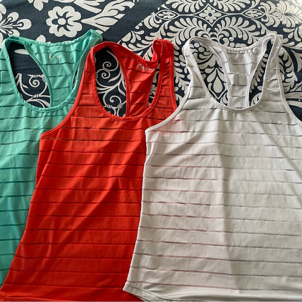 ZYIA Havana Tanks